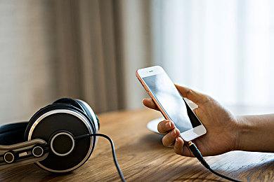 虚拟形象制作游戏《gogh：虚拟形象与专注》宣布4月30日发售 支持中文